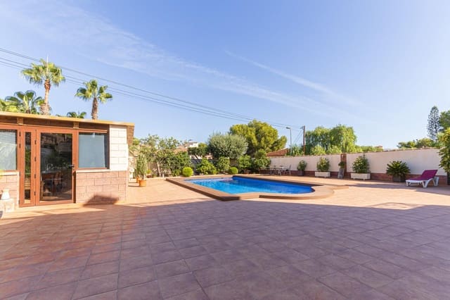 6 slaapkamer Villa te koop in Los Balcones - Los Altos, Torrevieja met zwembad garage - € 930.000 (Ref: 9804581)