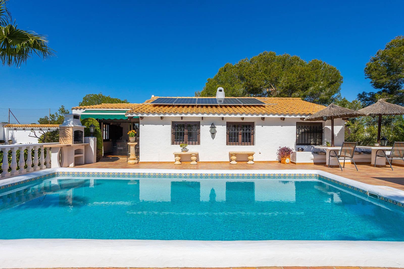 3 Zimmer Villa zu verkaufen in Orihuela Costa mit Pool - 499.000 € (Ref: 9812320)