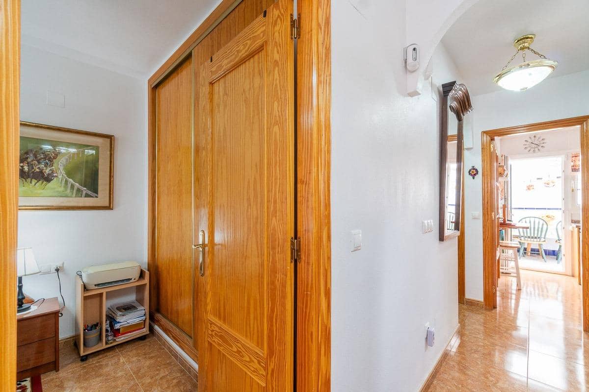 3 Zimmer Reihenhaus zu verkaufen in Orihuela Costa mit Pool - 242.000 € (Ref: 9814404)