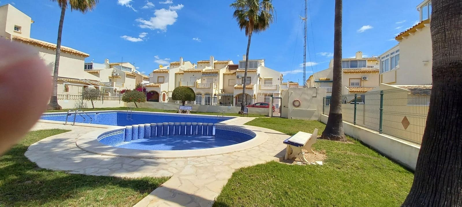 4 soveværelse Lejlighed til salg i Playa Flamenca med swimmingpool garage - € 210.000 (Ref: 9818109)