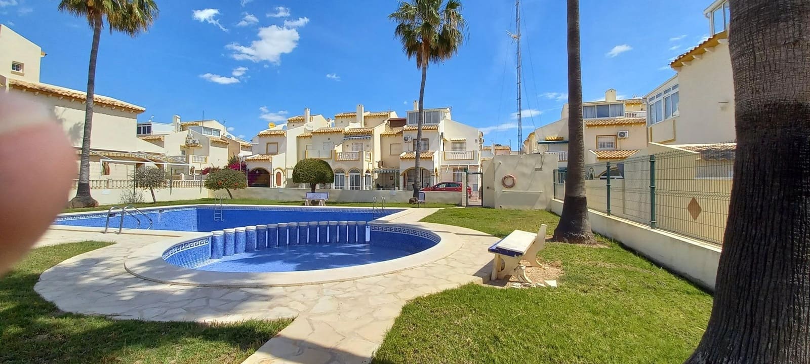 4 soveværelse Lejlighed til salg i Playa Flamenca med swimmingpool garage - € 210.000 (Ref: 9818109)
