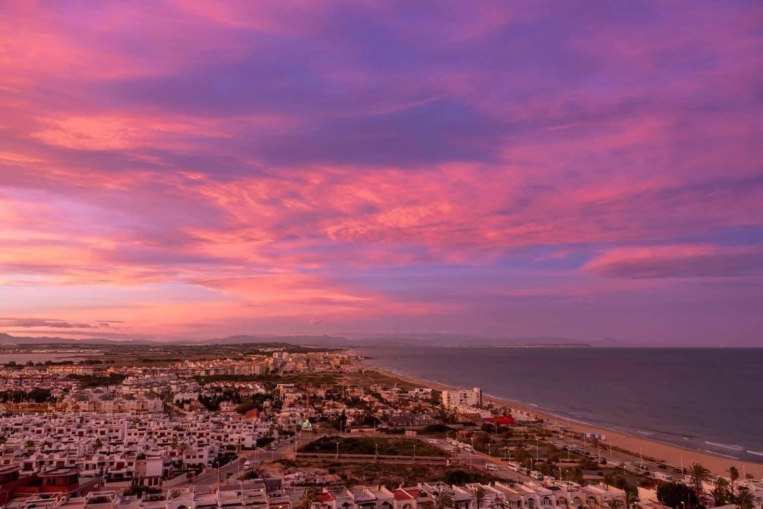 1 soverom Leilighet til salgs i Torrevieja - € 149 980 (Ref: 9822819)