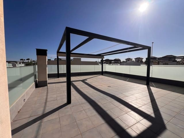 3 soverom Villa til salgs i Lomas de Cabo Roig - Los Dolses, Orihuela med svømmebasseng garasje - € 396 000 (Ref: 9822820)