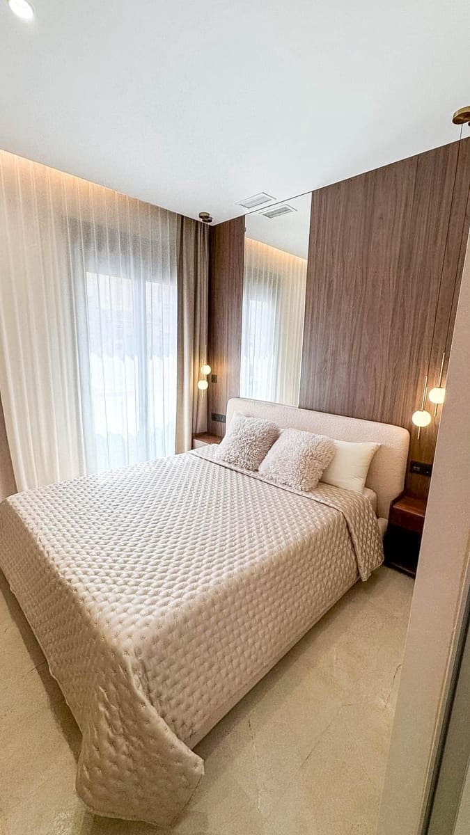 Appartement à vendre à Torrevieja - 170 000 € (Ref: 9822821)