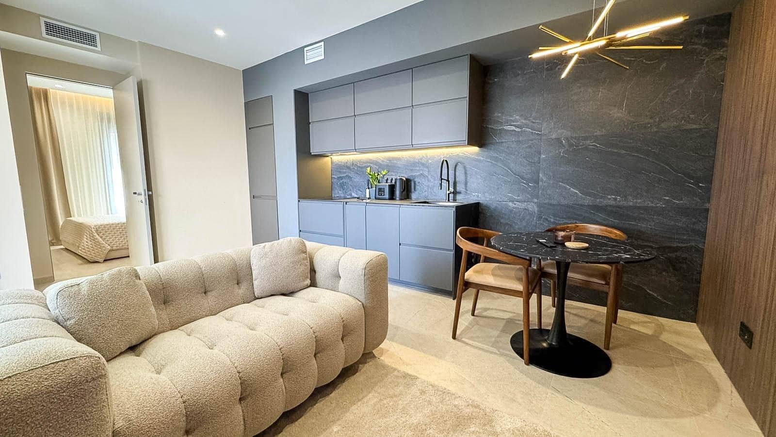 Appartement à vendre à Torrevieja - 170 000 € (Ref: 9822821)