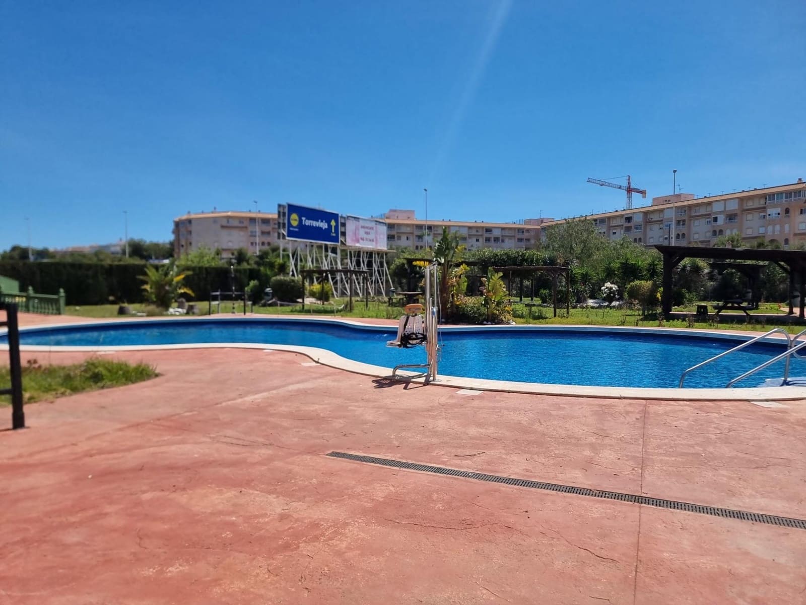 2 soverom Bungalow til salgs i Torrevieja - € 165 000 (Ref: 9822824)