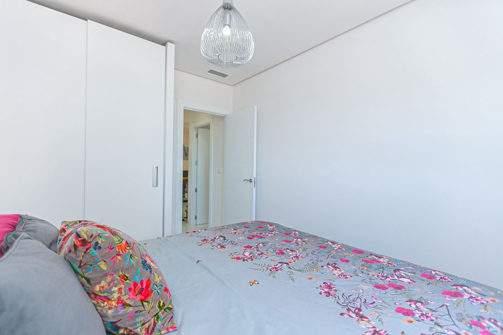 3 sovrum Lägenhet till salu i Orihuela Costa med pool garage - 274 995 € (Ref: 9822826)