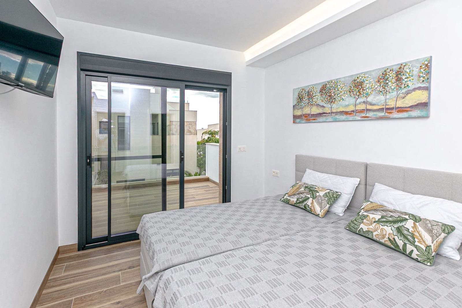 2 bedroom Villa for sale in Los Montesinos with pool - € 525,000 (Ref: 9822827)