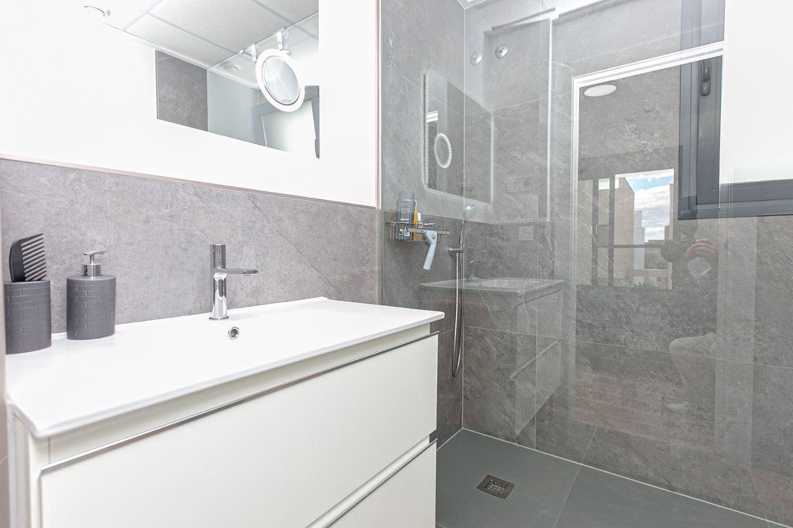2 bedroom Villa for sale in Los Montesinos with pool - € 525,000 (Ref: 9822827)