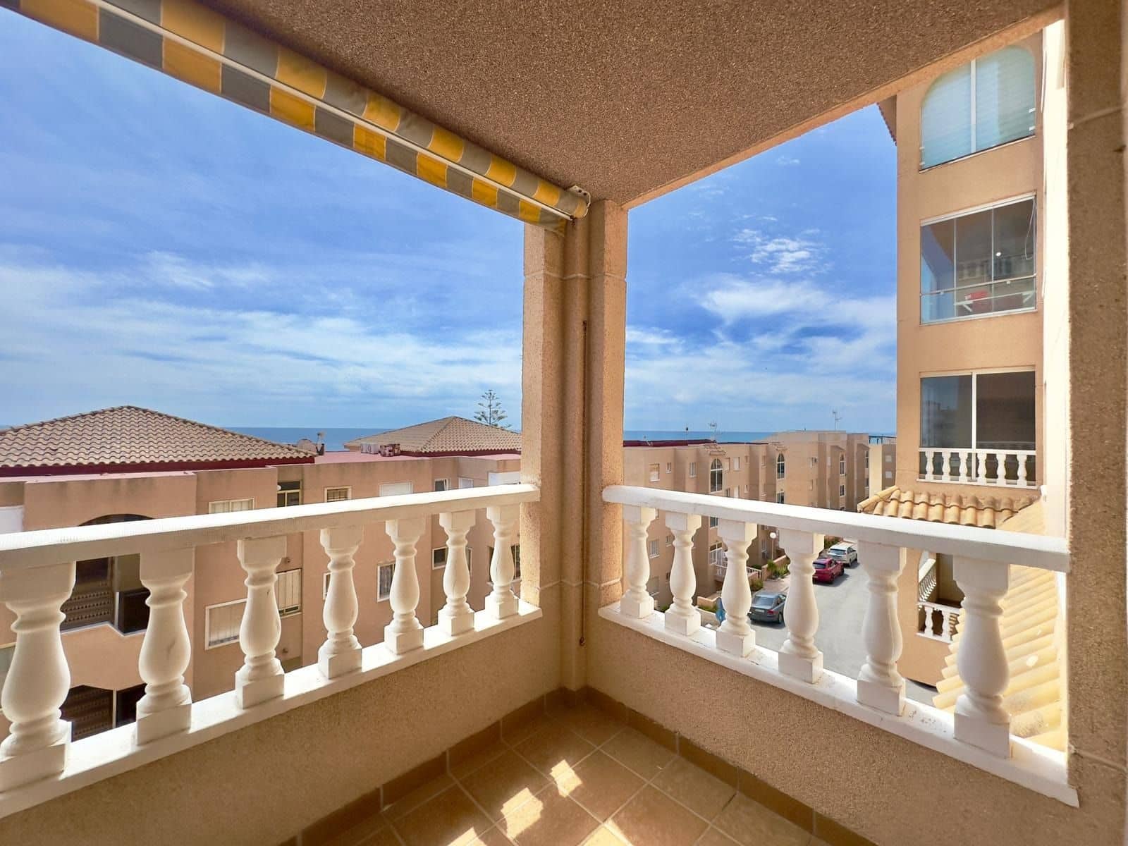 2 chambre Appartement à vendre à Torrevieja avec piscine garage - 199 000 € (Ref: 9822829)