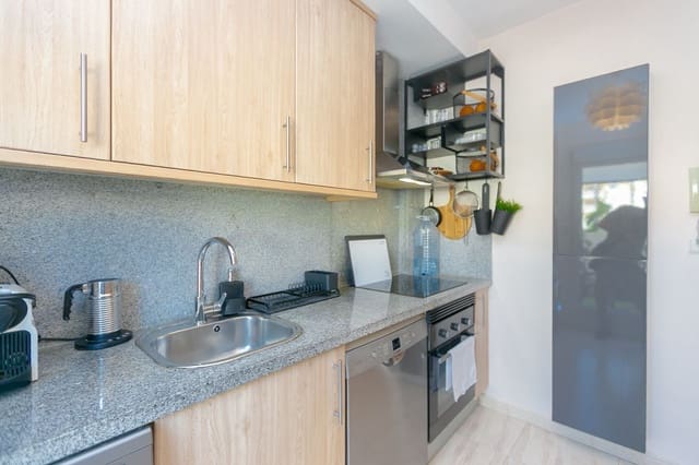 Casa de 2 habitaciones en Lomas de Cabo Roig - Los Dolses, Orihuela en venta con piscina - 219.000 € (Ref: 9822832)