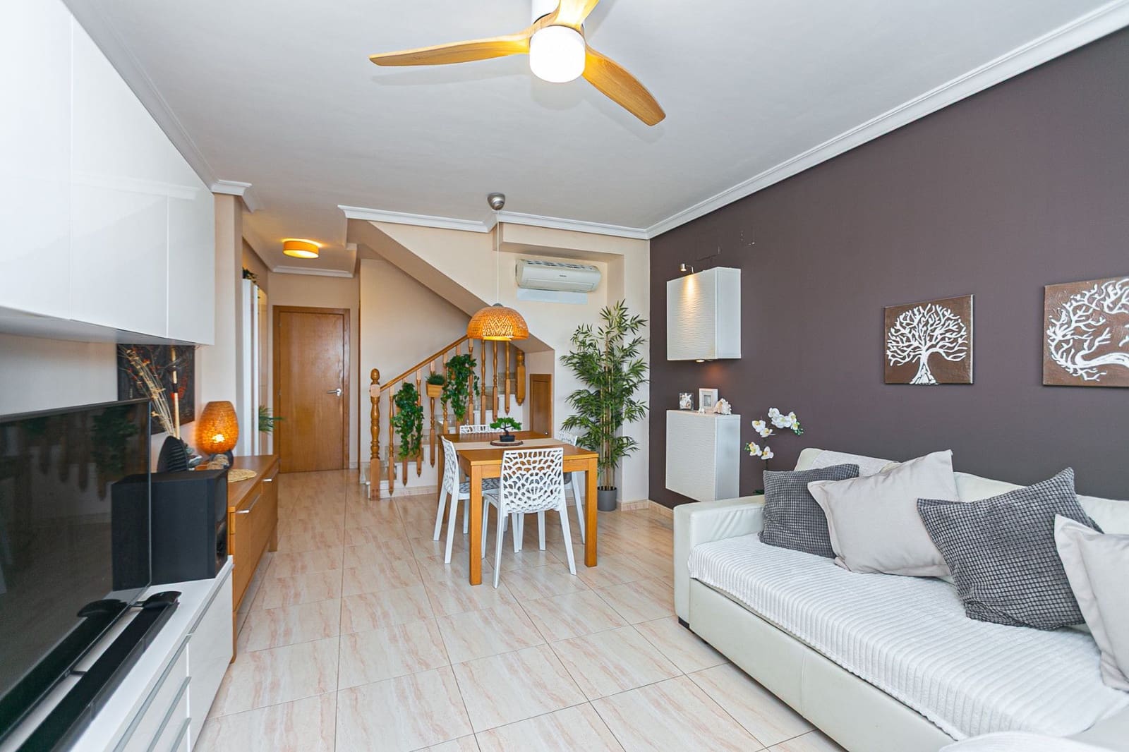 Casa de 2 habitaciones en Orihuela Costa en venta con piscina - 219.000 € (Ref: 9822832)
