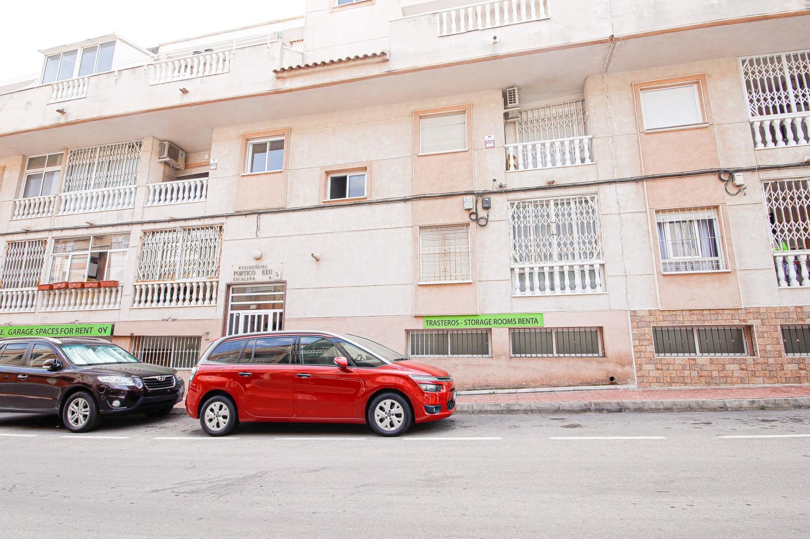 1 bedroom Apartment for sale in Torrevieja - € 137,500 (Ref: 9825471)