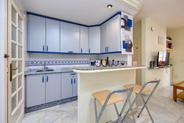2 sovrum Lägenhet till salu i Playa de los Locos, Torrevieja med pool garage - 239 500 € (Ref: 9831743)