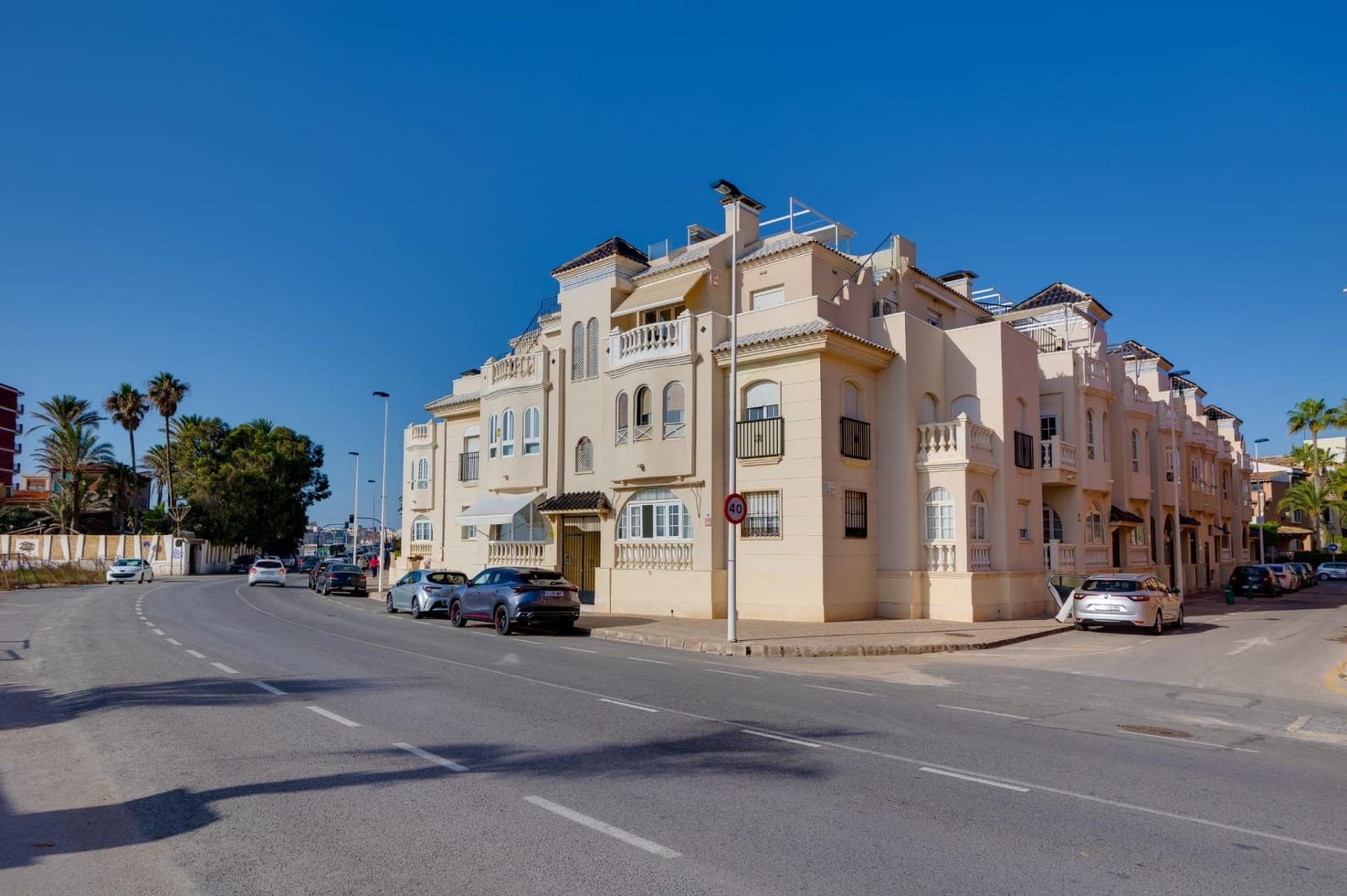 2 quarto Apartamento para venda em Torrevieja com piscina garagem - 239 500 € (Ref: 9831743)