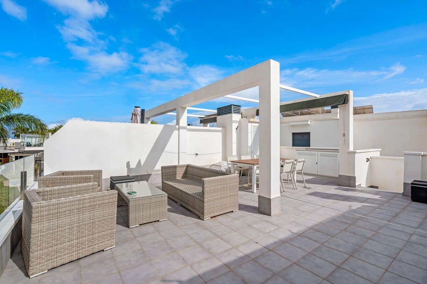 Apartamento de 2 habitaciones en Orihuela Costa en venta con piscina - 234.900 € (Ref: 9831744)