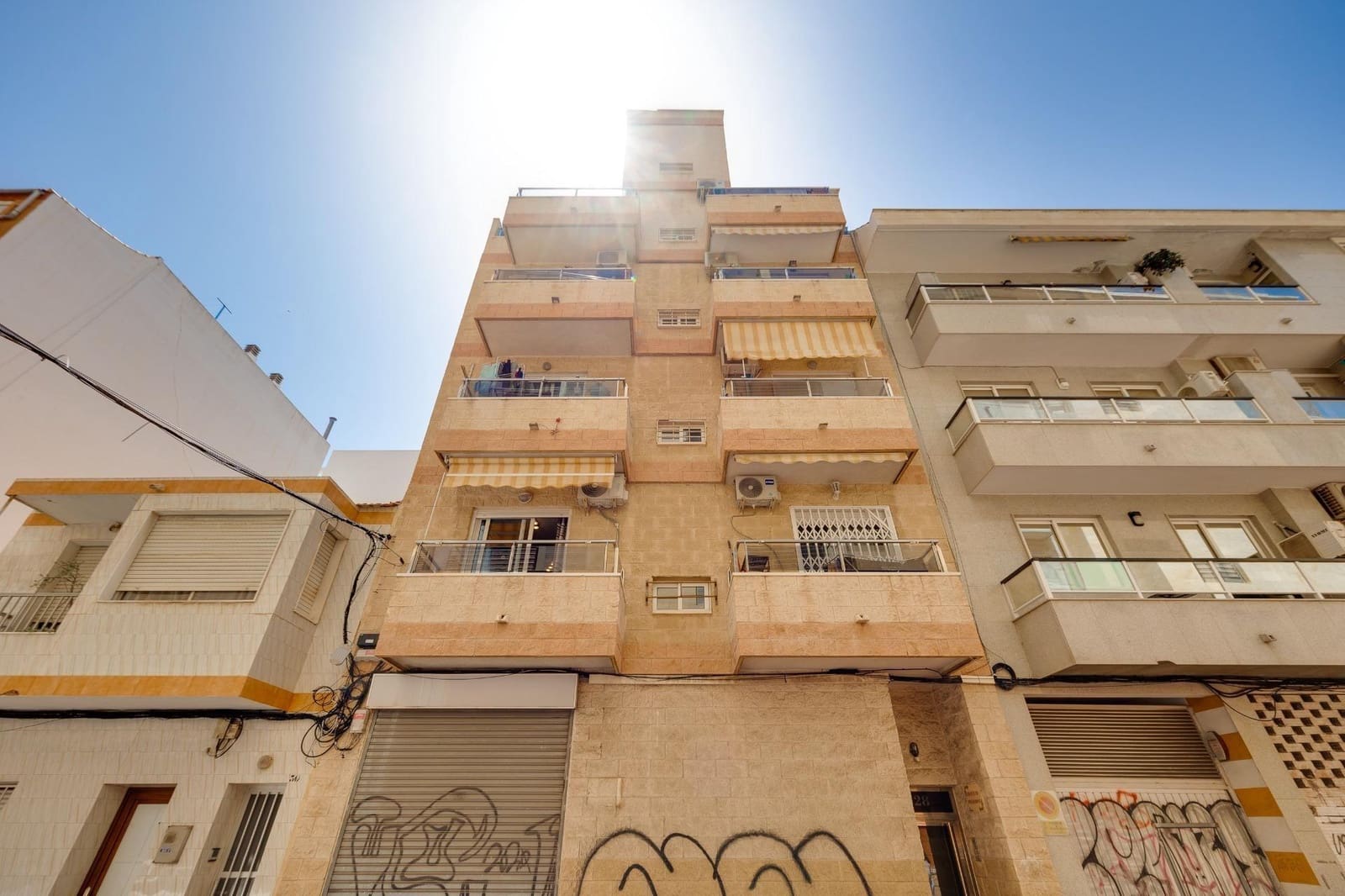 2 sypialnia Apartament na sprzedaż w Torrevieja - 149 900 € (Ref: 9831748)