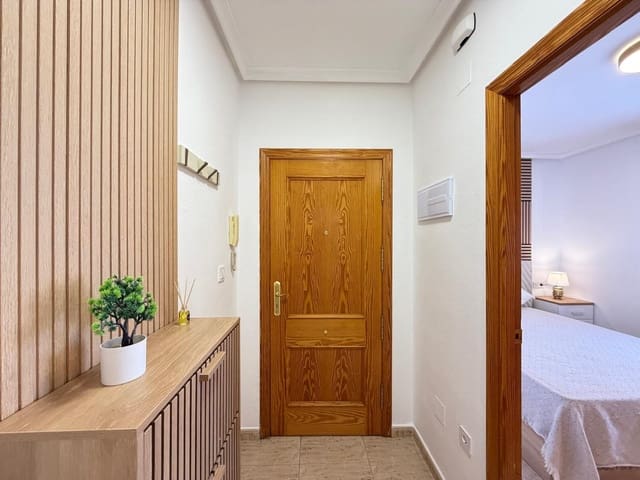 2 makuuhuone Huoneisto myytävänä paikassa Nueva Torrevieja, Torrevieja mukana uima-altaan - 149 900 € (Ref: 9833926)