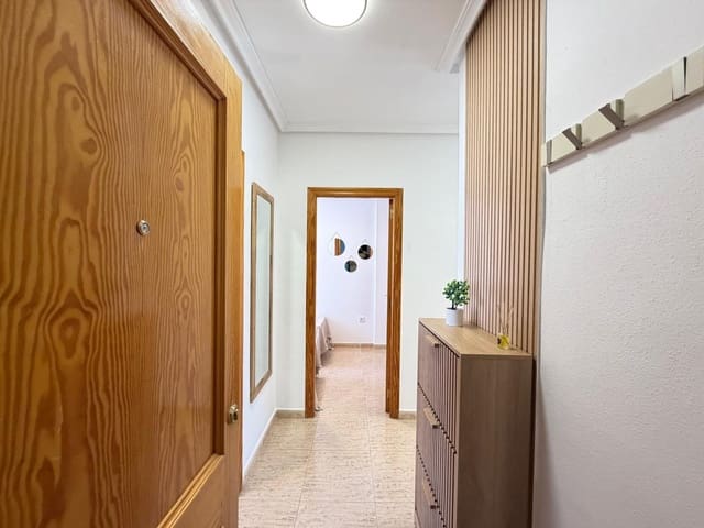 2 makuuhuone Huoneisto myytävänä paikassa Nueva Torrevieja, Torrevieja mukana uima-altaan - 149 900 € (Ref: 9833926)