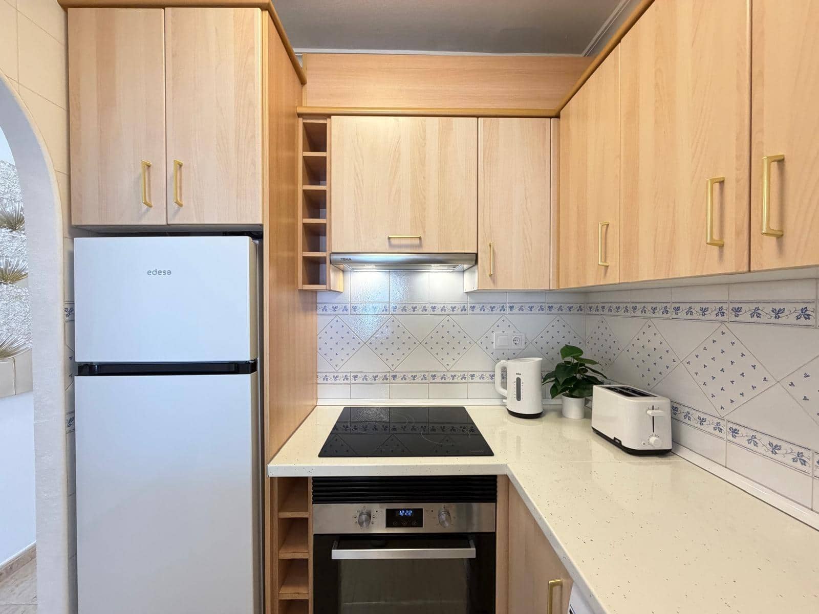 2 makuuhuone Huoneisto myytävänä paikassa Torrevieja mukana uima-altaan - 149 900 € (Ref: 9833926)