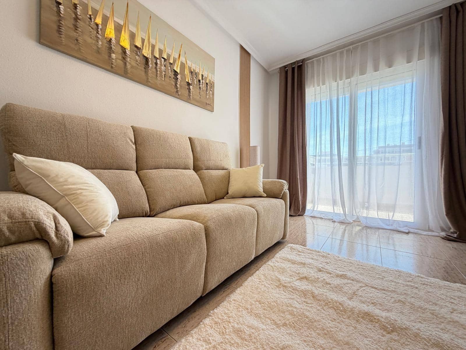 2 makuuhuone Huoneisto myytävänä paikassa Torrevieja mukana uima-altaan - 149 900 € (Ref: 9833926)