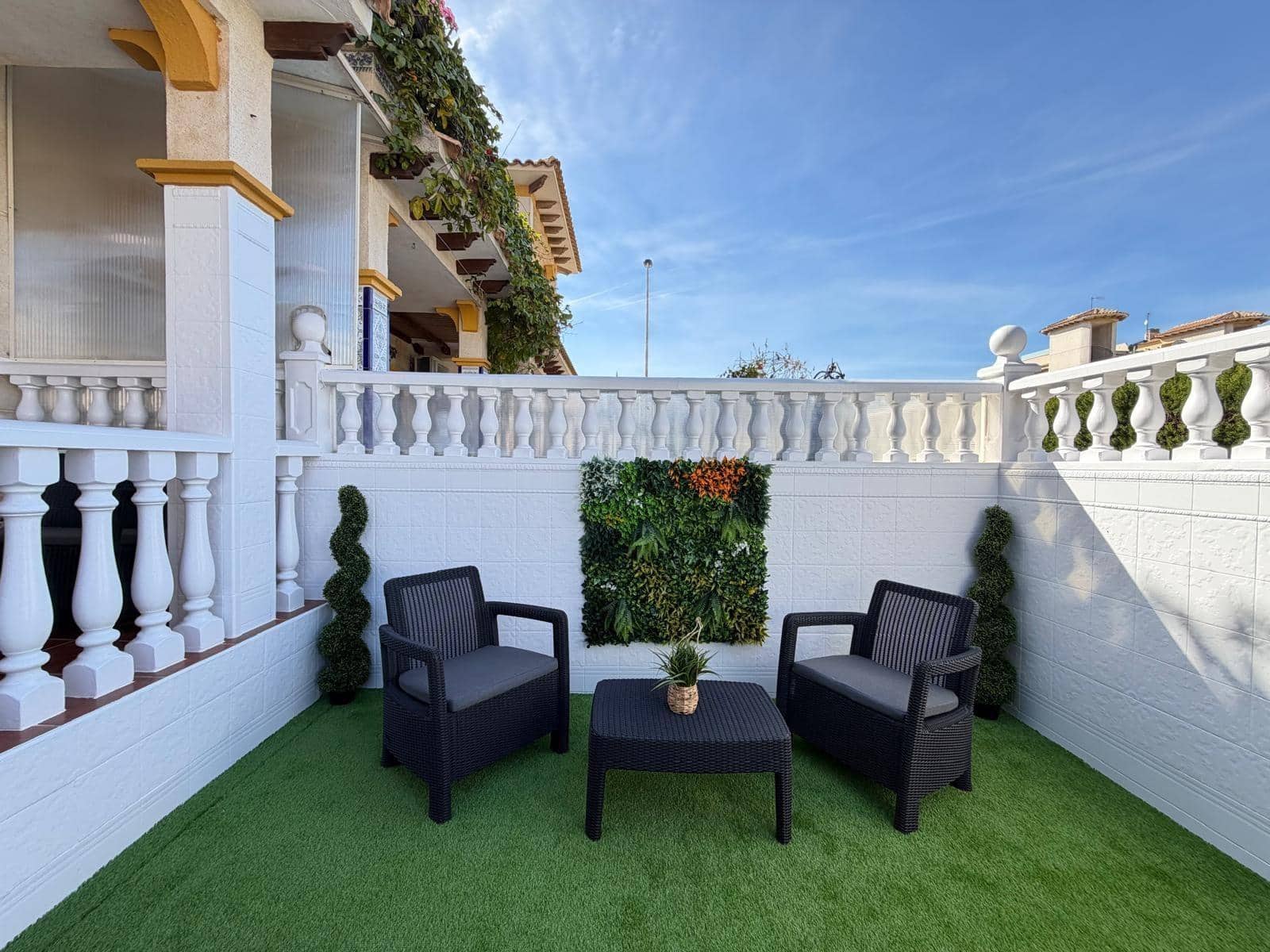 3 sovrum Radhus till salu i Orihuela Costa med pool - 249 900 € (Ref: 9833927)