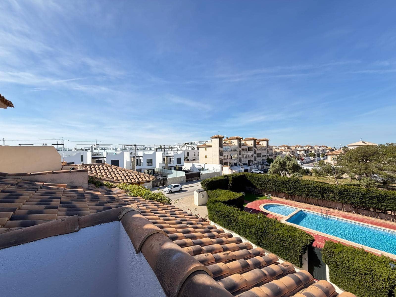 3 sovrum Radhus till salu i Orihuela Costa med pool - 249 900 € (Ref: 9833927)