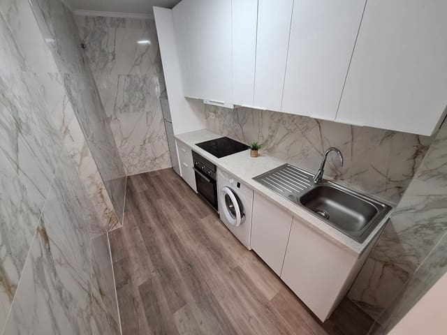 1 makuuhuone Huoneisto myytävänä paikassa Torrevieja - 129 900 € (Ref: 9833931)