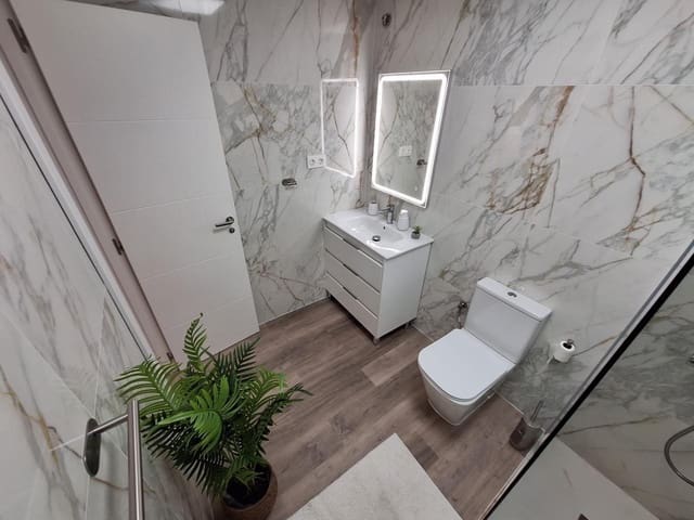 1 makuuhuone Huoneisto myytävänä paikassa Torrevieja - 129 900 € (Ref: 9833931)