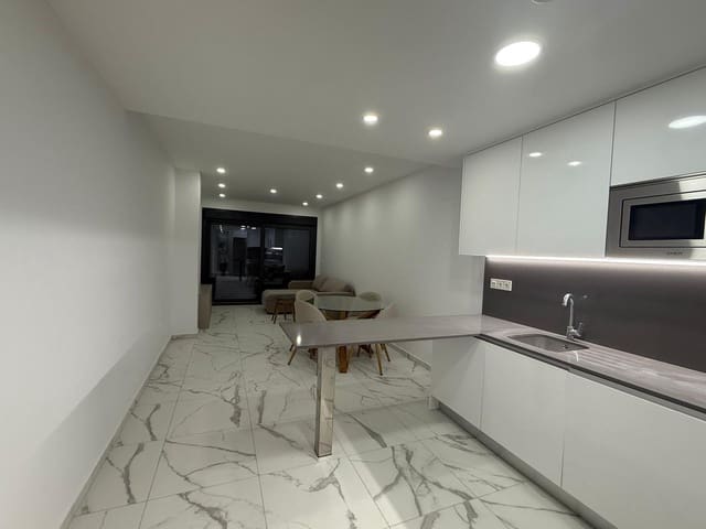 2 slaapkamer Appartement te koop in Avenida Habaneras - Curva de Palangre, Torrevieja - € 289.900 (Ref: 9833935)