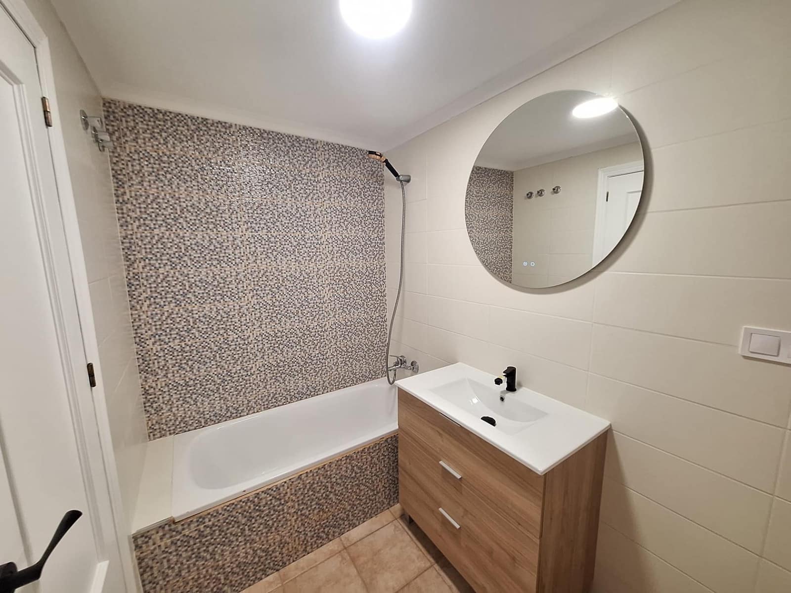 2 soverom Bungalow til salgs i Torrevieja med svømmebasseng - € 199 900 (Ref: 9833939)