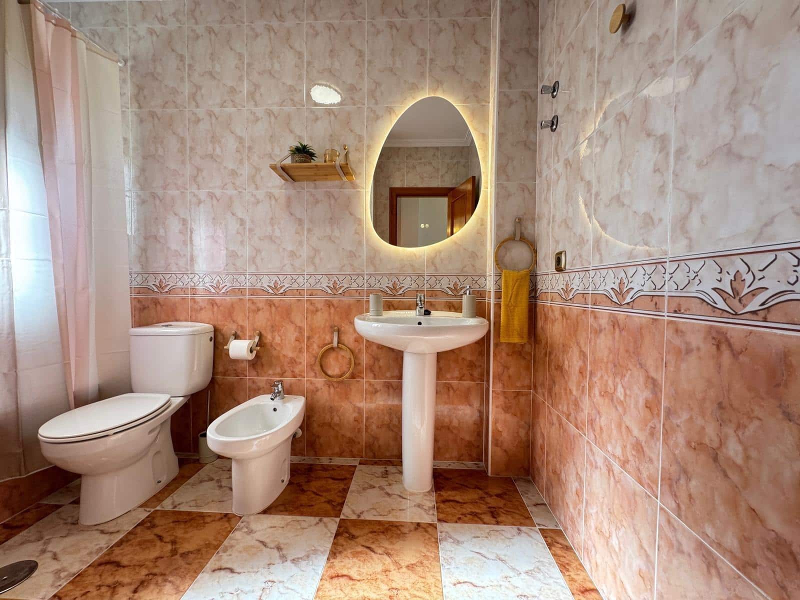 2 sovrum Radhus till salu i Orihuela Costa med pool - 229 900 € (Ref: 9833940)