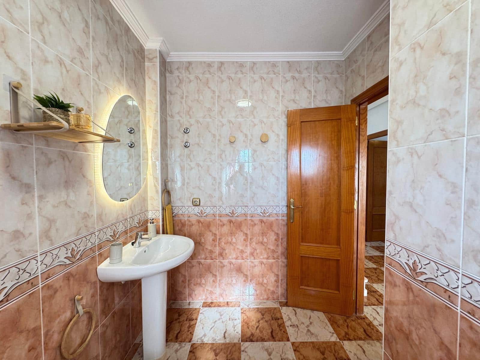 2 sovrum Radhus till salu i Orihuela Costa med pool - 229 900 € (Ref: 9833940)