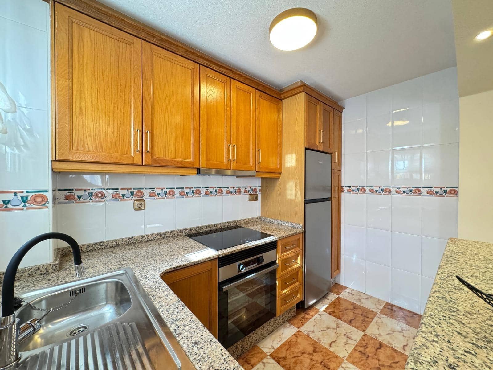 2 sovrum Radhus till salu i Orihuela Costa med pool - 229 900 € (Ref: 9833940)