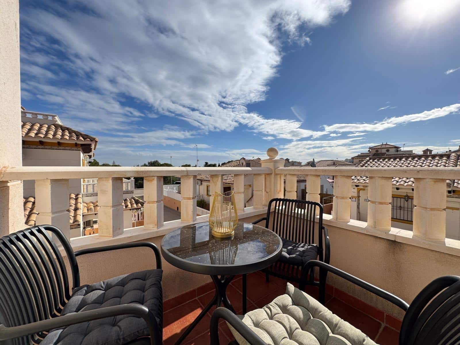 2 sovrum Radhus till salu i Orihuela Costa med pool - 229 900 € (Ref: 9833940)