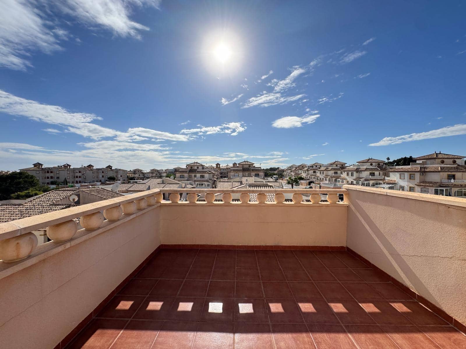 2 sovrum Radhus till salu i Orihuela Costa med pool - 229 900 € (Ref: 9833940)