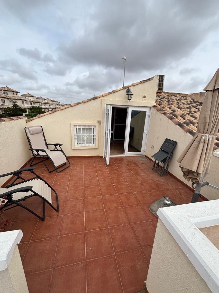 2 chambre Villa/Maison Mitoyenne à vendre à Orihuela Costa avec piscine - 268 000 € (Ref: 9836584)