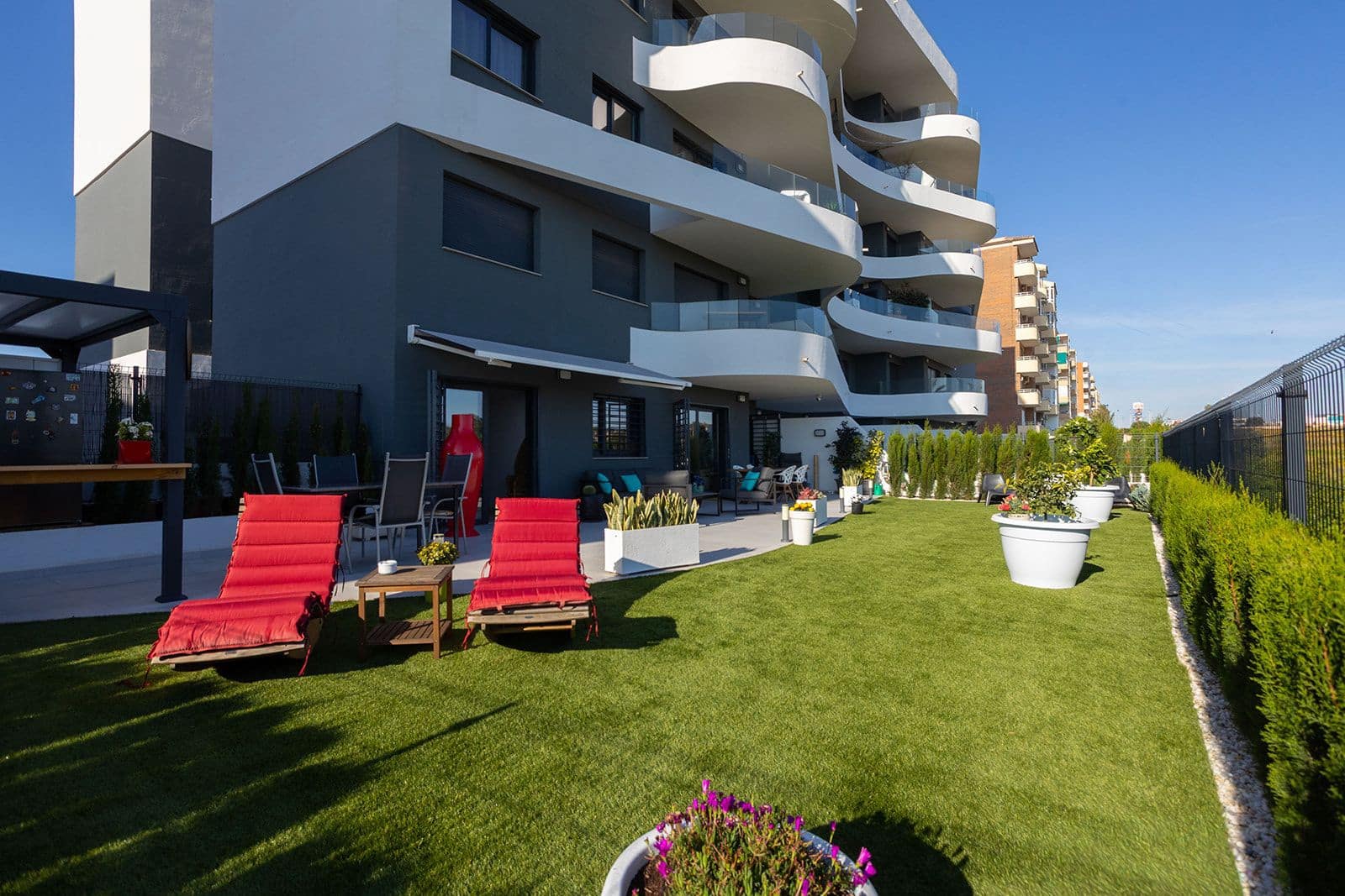 2 chambre Appartement à vendre à Punta Prima avec piscine - 519 000 € (Ref: 9843731)