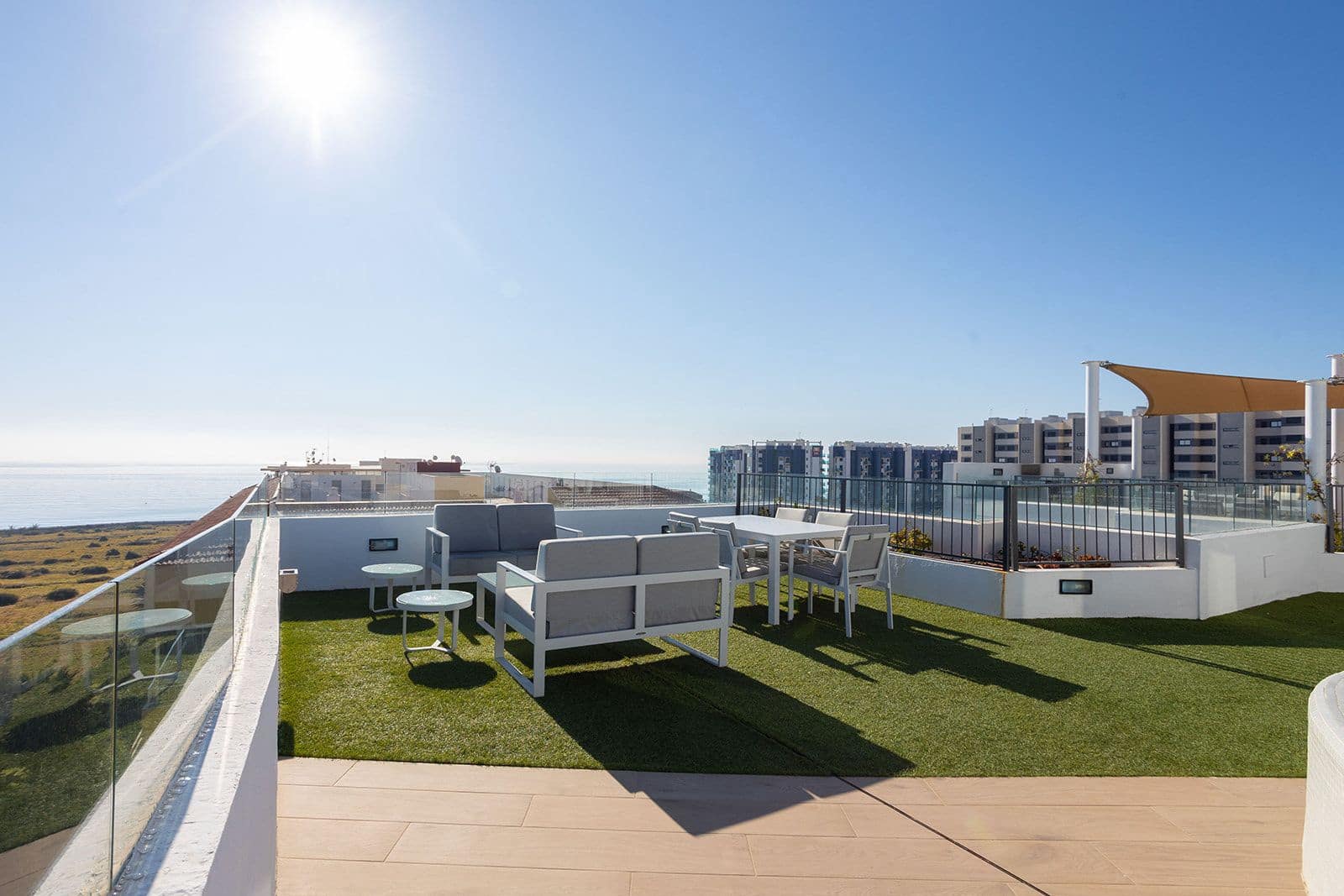 2 chambre Appartement à vendre à Punta Prima avec piscine - 519 000 € (Ref: 9843731)