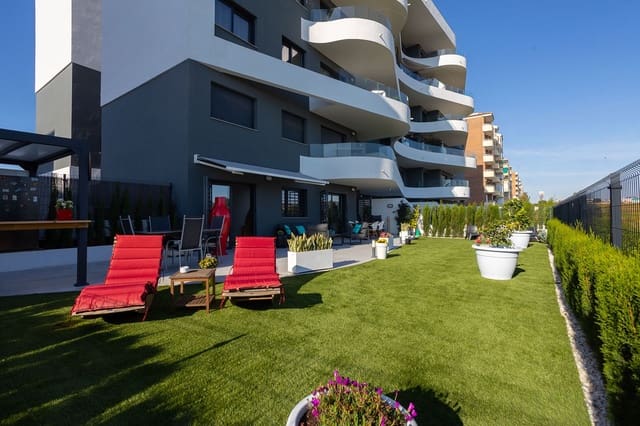 2 chambre Appartement à vendre à Punta Prima, Torrevieja avec piscine - 519 000 € (Ref: 9843731)