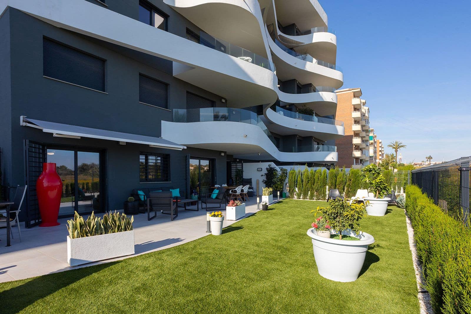 2 chambre Appartement à vendre à Punta Prima avec piscine - 519 000 € (Ref: 9843731)