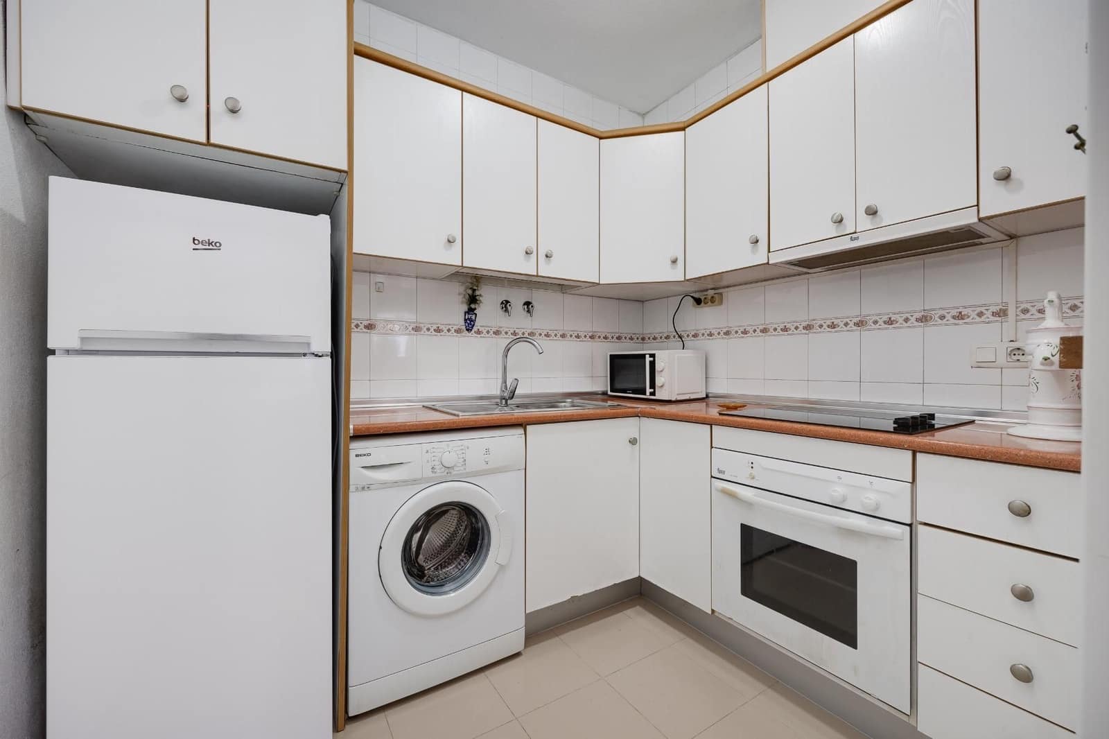 2 soverom Bungalow til salgs i Torrevieja med svømmebasseng - € 139 000 (Ref: 9851959)