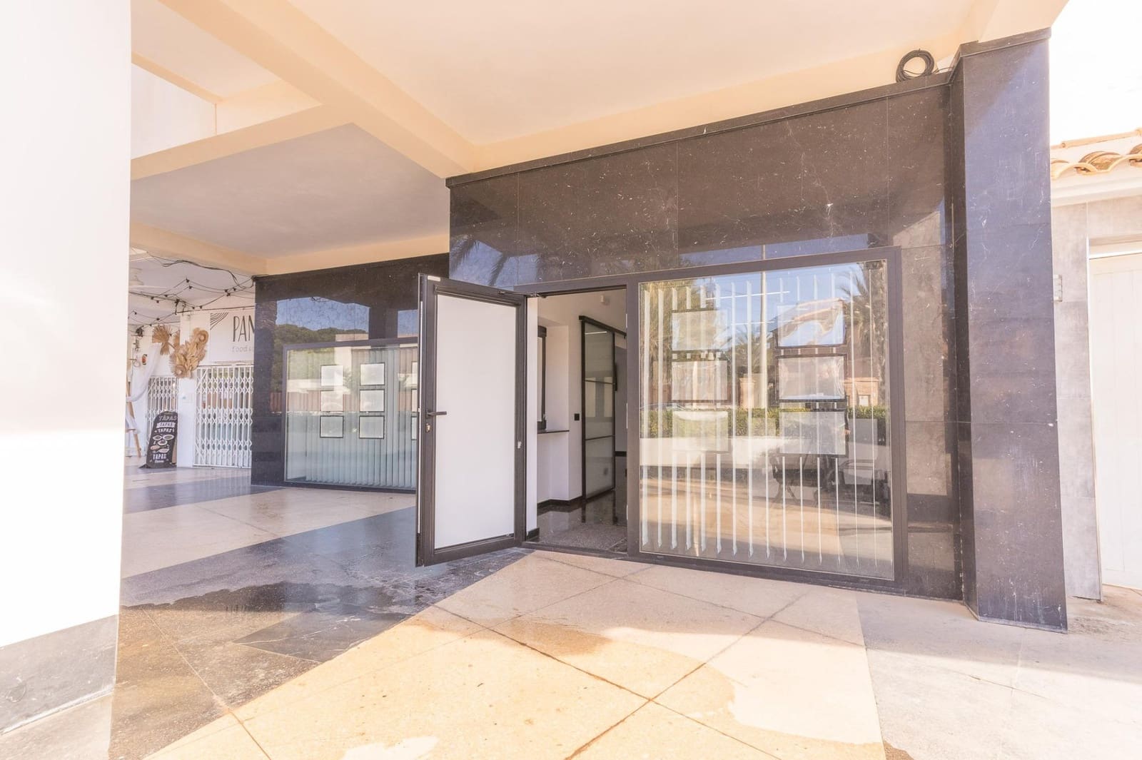 1 soveværelse Erhverv til leje i Cabo Roig - € 1.500 (Ref: 9851960)