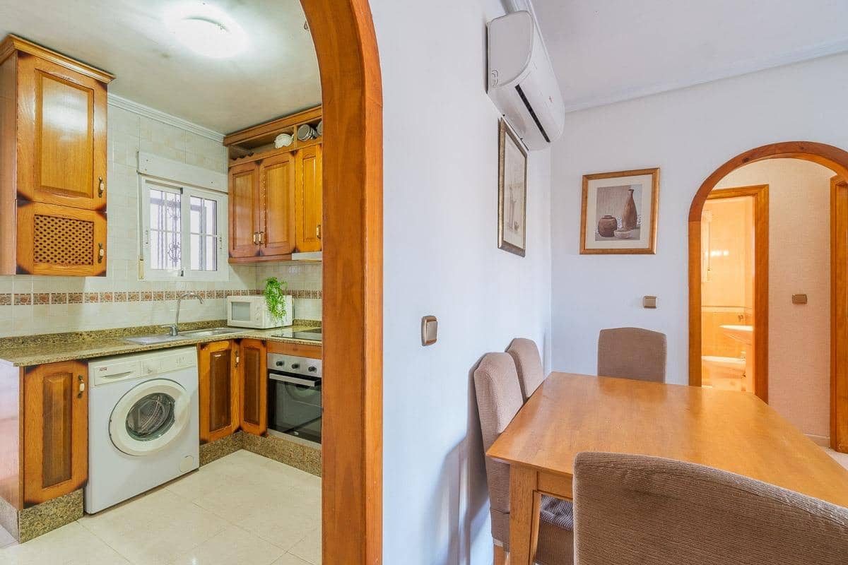 2 bedroom Apartment for sale in Orihuela Costa with pool - € 135,000 (Ref: 9851965)