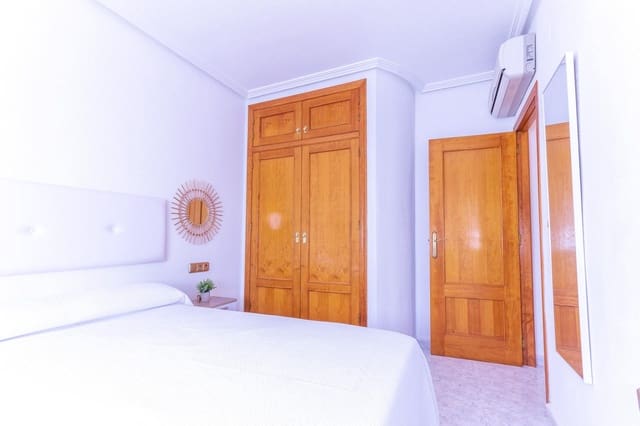 2 slaapkamer Rijtjeshuis te huur in Las Filipinas met zwembad - € 1.300 (Ref: 9857677)