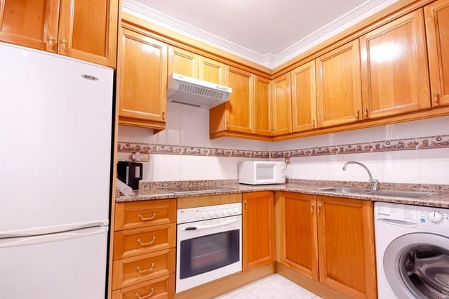 2 slaapkamer Rijtjeshuis te huur in Las Filipinas met zwembad - € 1.300 (Ref: 9857677)