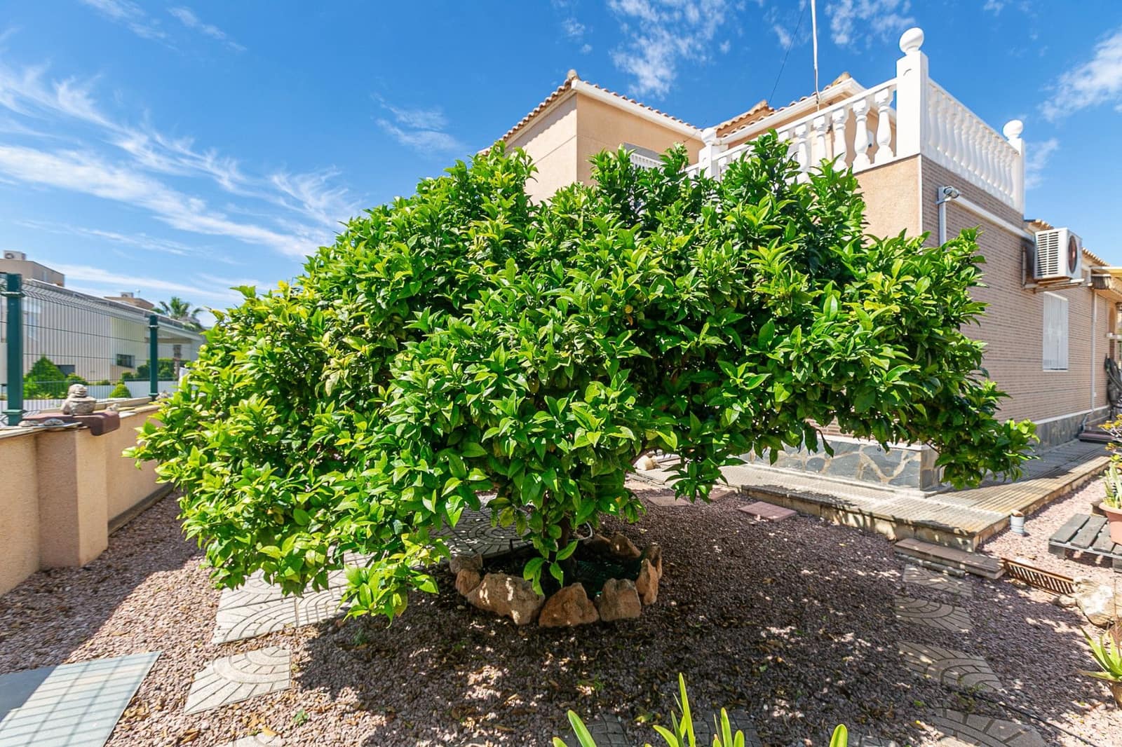 4 slaapkamer Villa te koop in Cabo Roig met zwembad - € 560.000 (Ref: 9858138)