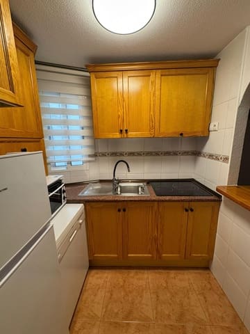2 slaapkamer Appartement te koop in Centro, Torrevieja met zwembad garage - € 139.900 (Ref: 9858139)