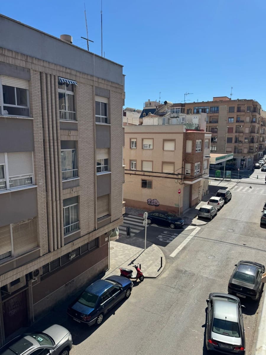 2 slaapkamer Appartement te koop in Torrevieja met zwembad garage - € 139.900 (Ref: 9858139)