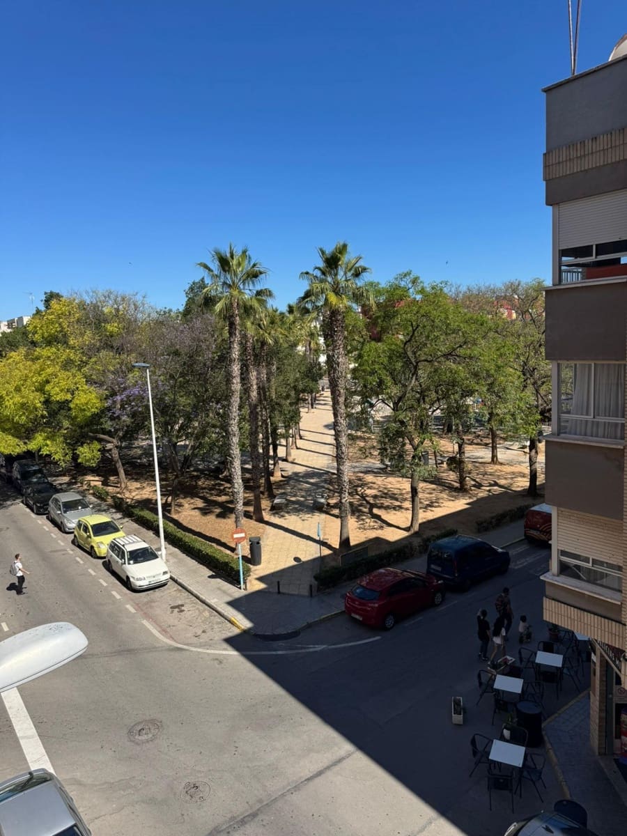 2 slaapkamer Appartement te koop in Torrevieja met zwembad garage - € 139.900 (Ref: 9858139)